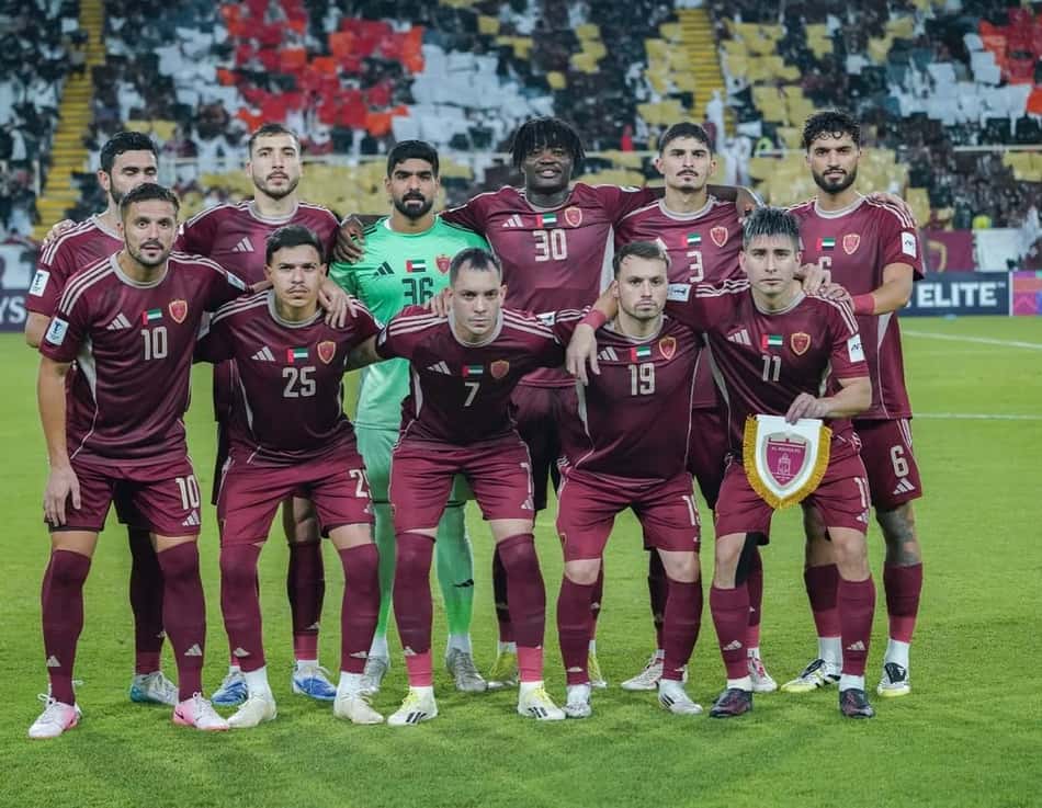 Jadsom, ex-Bragantino, em ação pelo Al-Wahda (Foto: Reprodução/Aseem Khan)