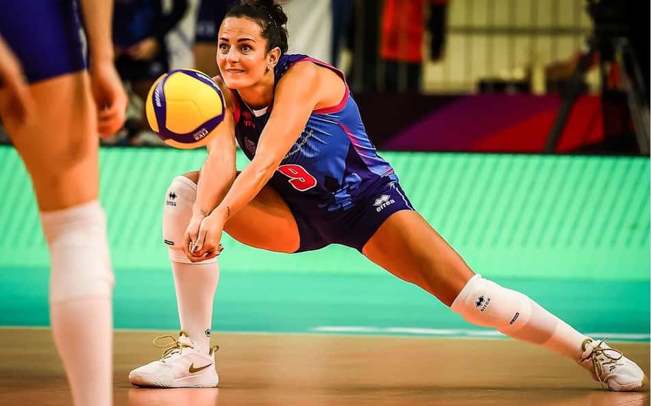 Campeã olímpica, Bosetti vê futuro promissor para seleção brasileira de vôlei
