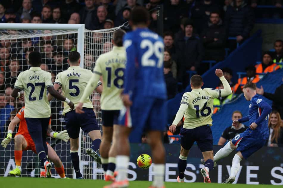 FBL-ENG-PR-CHELSEA-EVERTON
