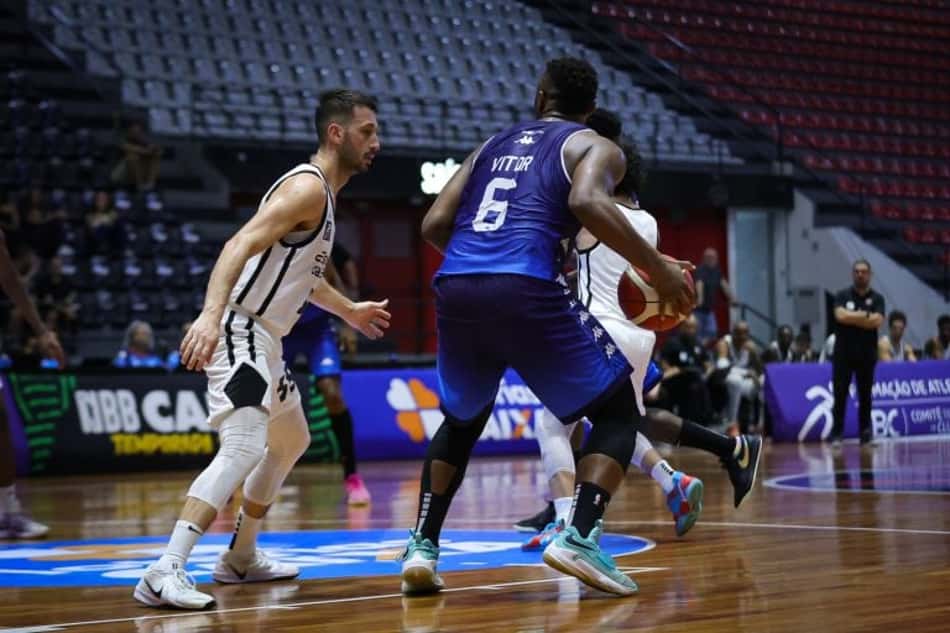 Corinthians e Rio Claro se enfrentaram pela 10ª rodada do NBB
