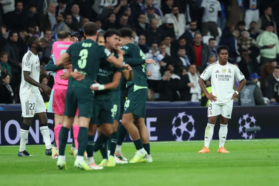 Endrick reage a gol do Manchester City contra o Real Madrid (Foto: Thomas COEX / AFP)