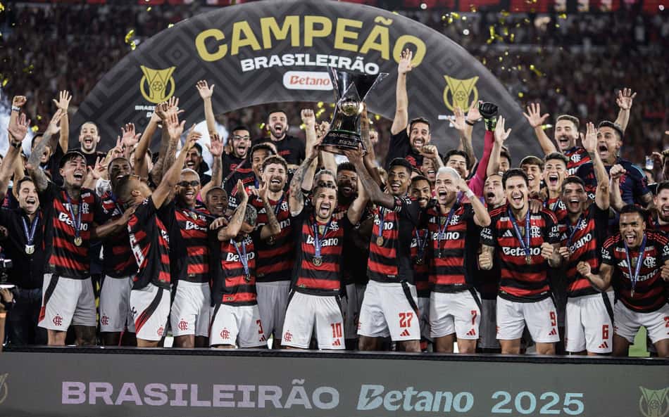 Atitude de ex-jogador do Flamengo após titulo brasileiro repercute: 'Nunca muda'