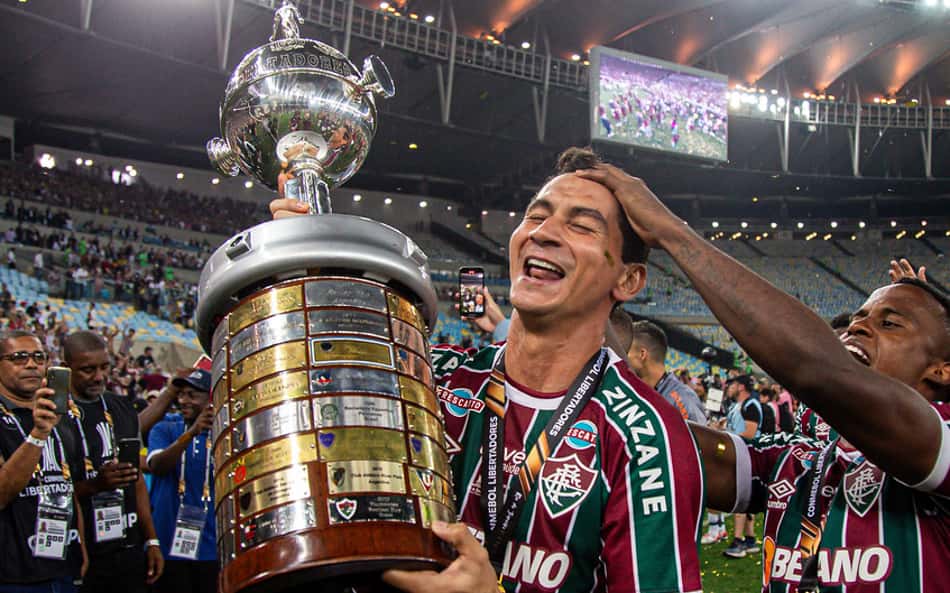Ganso com a taça da Libertadores em 2023 (Foto: Marcelo Gonçalves/Fluminense FC)