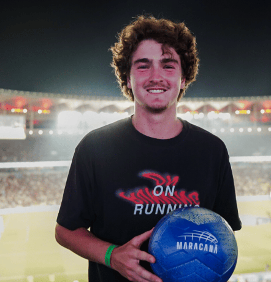 João Fonseca no Maracanã, na conquista do Brasileiro pelo Flamengo (Divulgação)