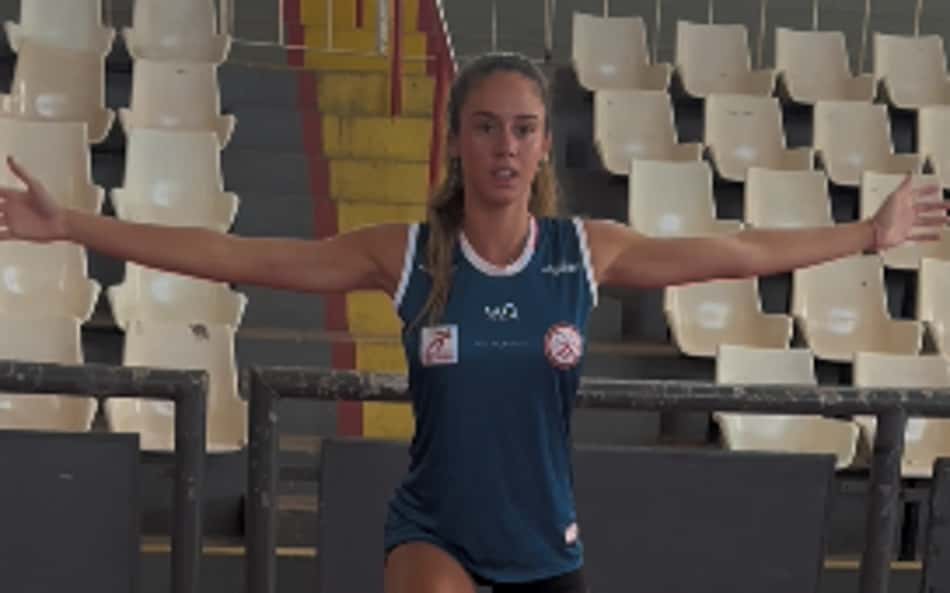Julia Azevedo volta a treinar após ser baleada (Arquivo pessoal)