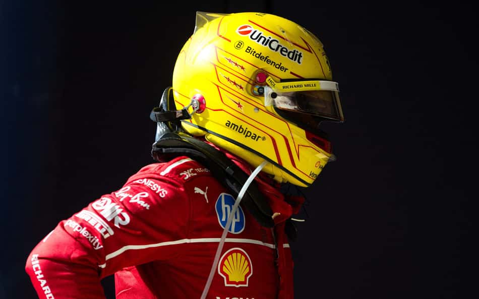Lewis Hamilton tece críticas à Ferrari e faz sugestões para F1 2026