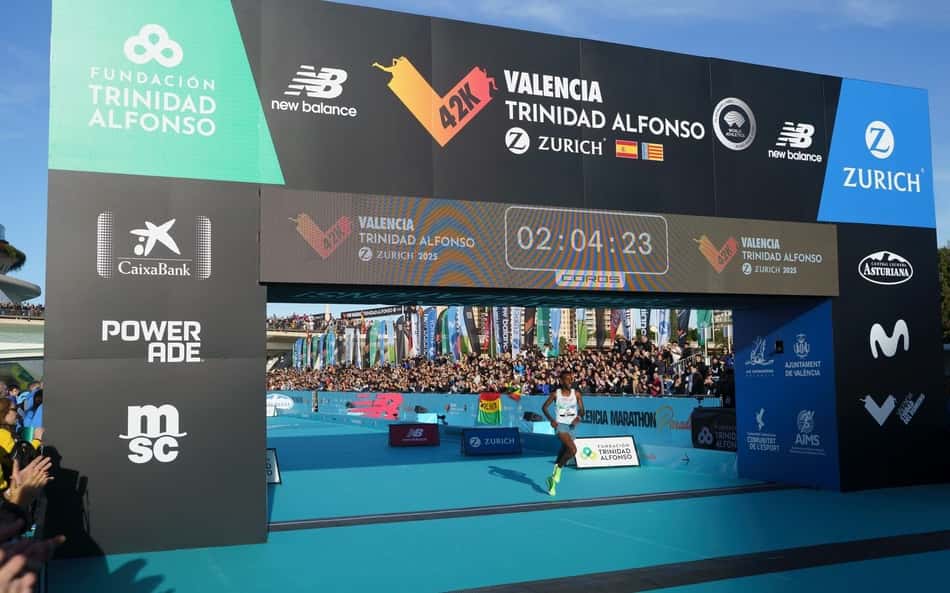 Lauter no Lance!: Valencia mostra mais uma vez que é imbatível, a melhor maratona do mundo