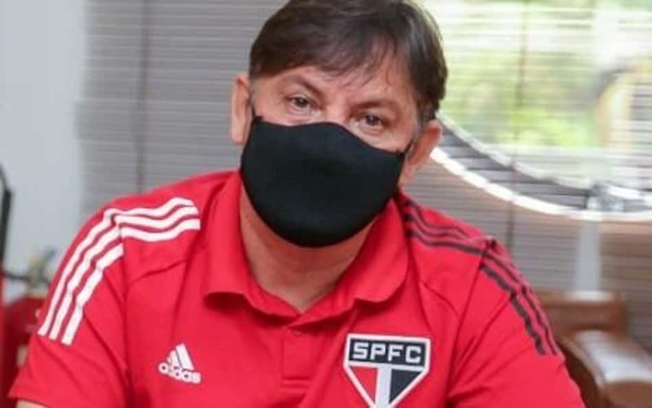 Diretor de Cotia passa a integrar o profissional (Foto: Divulgação/ São Paulo FC)