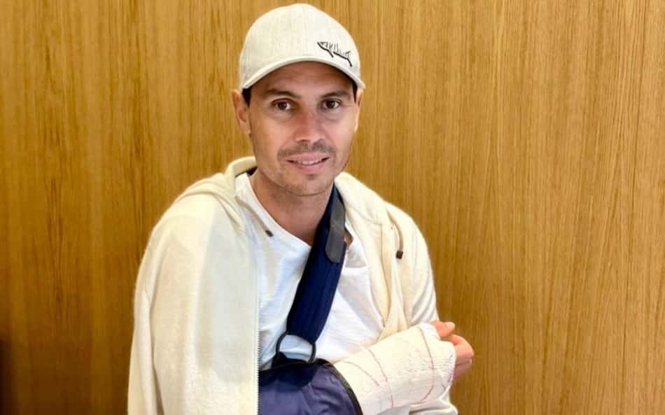 Nadal passa por cirurgia na mão e brinca sobre Australian Open: 'Não poderei jogar'
