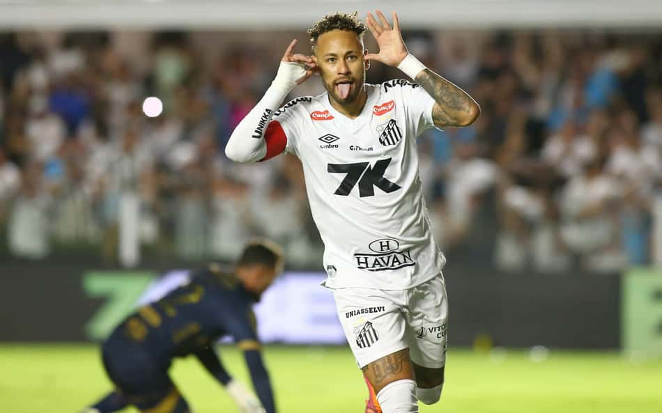 Neymar viaja a Belo Horizonte e fará artroscopia no joelho; saiba detalhes