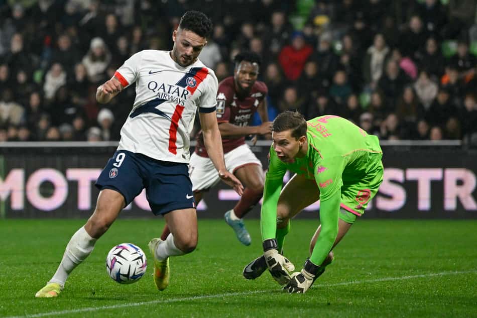 FBL-FRA-LIGUE1-METZ-PSG