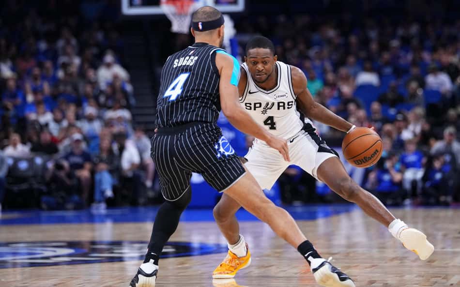 NBA: Antetokoumpo se lesiona sozinho e Murray tem noite mágica