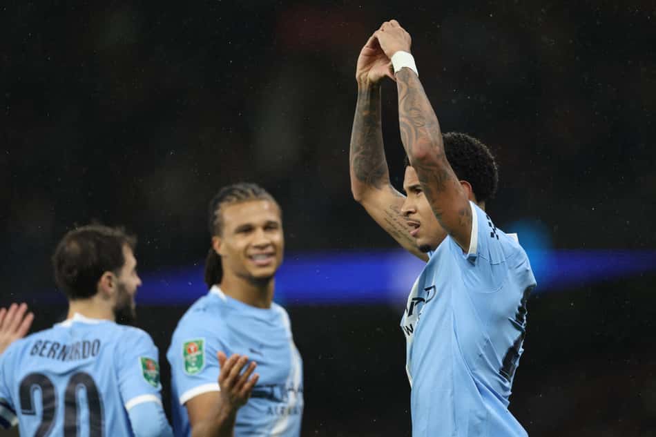 FBL-ENG-LCUP-MAN CITY-BRENTFORD