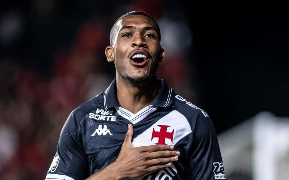 Rayan comemora gol em Vasco x Internacional (Foto: Affonso Andrade/Agência F8/Gazeta Press)