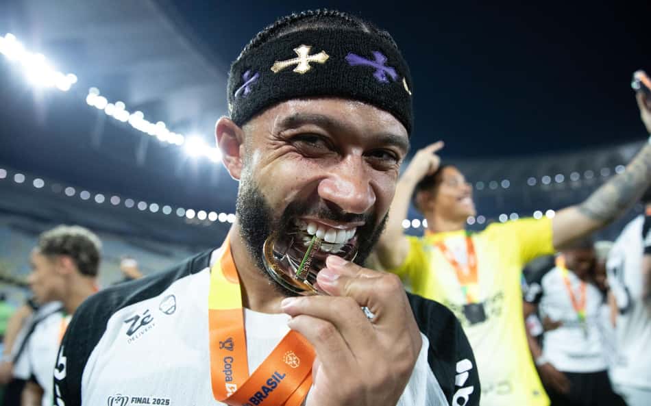 Atitude de Memphis preocupa torcedores do Corinthians: 'Medo'