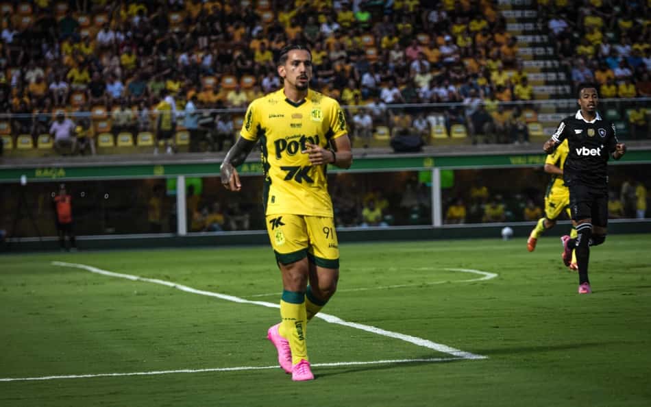 Cruzeiro encaminha contratação de Chico da Costa, ex-Mirassol