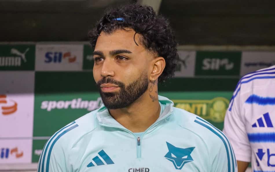 Gabigol retorna ao Santos por empréstimo após acordo com o Cruzeiro