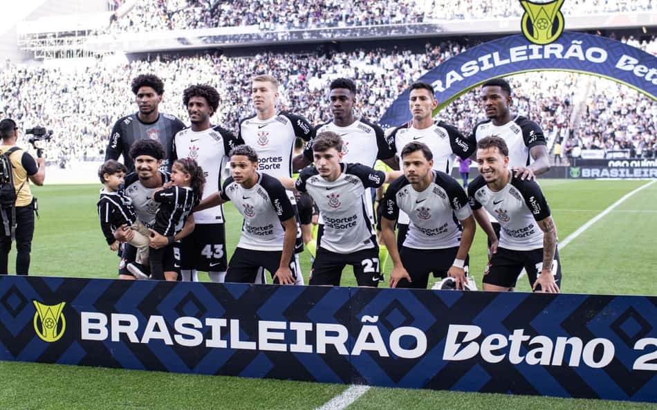 Torcedores reagem à provável saída de jogador do Corinthians: 'Não é possível'