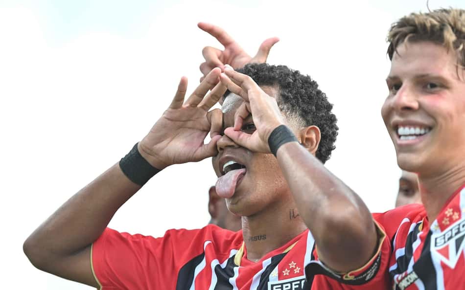 São Paulo vence o Independente e garante vaga na próxima fase da Copinha