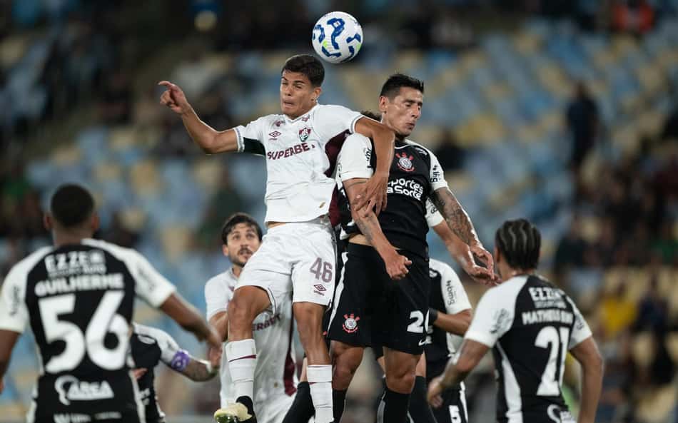 Angileri lateral Corinthians
