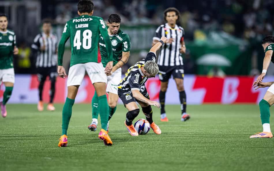 Torcedores do Palmeiras enlouquecem com jogador criticado: 'Pelo amor de Deus'
