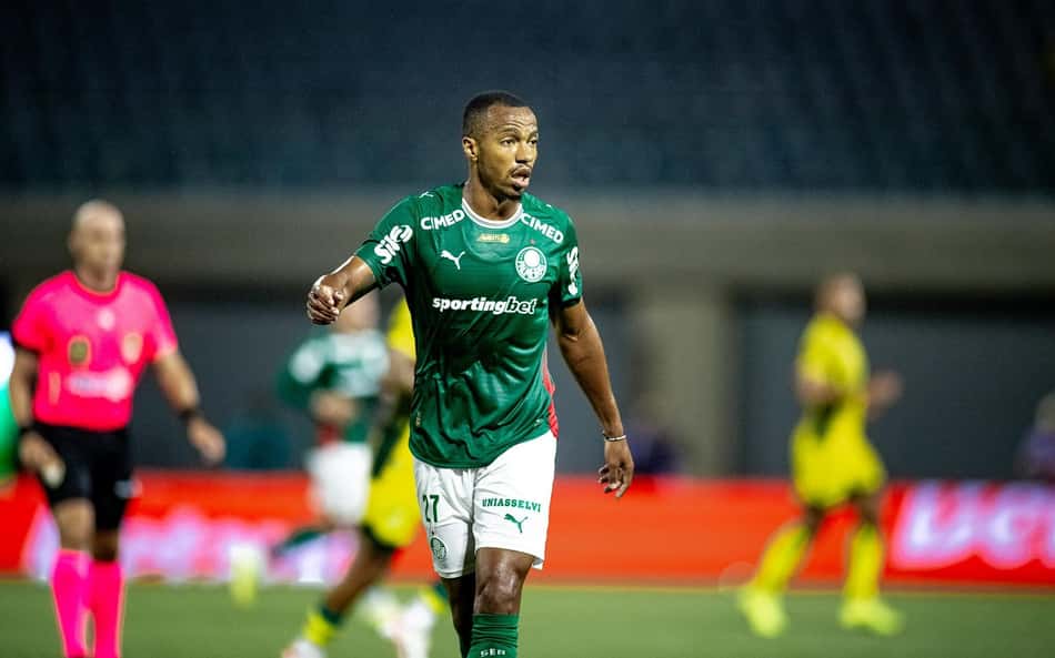 Marlon Freitas em ação pelo Palmeiras no Paulistão 2026 (Foto: Tainá Araújo/Photo Premium/Gazeta Press)