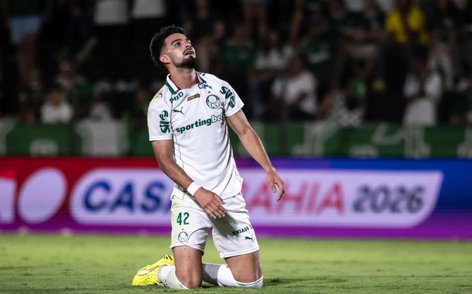 Goleada sofrida pelo Palmeiras é marcada por gritos de 'olé'