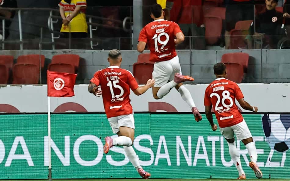 Escalação de Internacional x Athletico: Félix Torres desde o começo