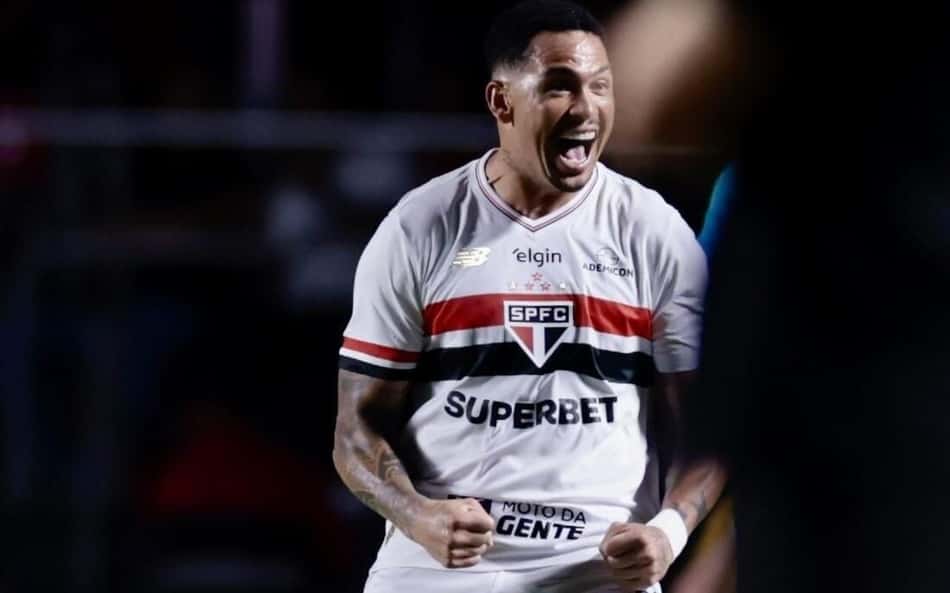 SP - SAO PAULO - 28/01/2026 - BRASILEIRO A 2026, SAO PAULO X FLAMENGO - Luciano jogador do Sao Paulo comemora seu gol durante partida contra o Flamengo no estadio Morumbi pelo campeonato Brasileiro A 2026. Marcello Zambrana/ Agif/Gazeta Press