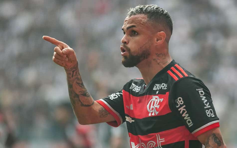 Torcida do Flamengo manda recado a Michael após rescisão de contrato