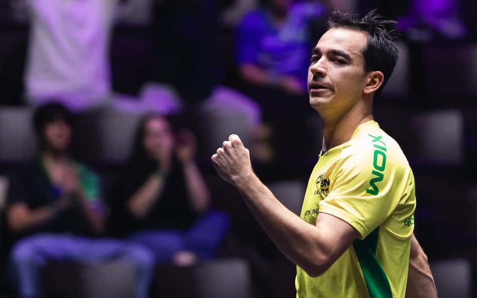 Hugo Calderano vence de virada na estreia do Star Contender de Doha