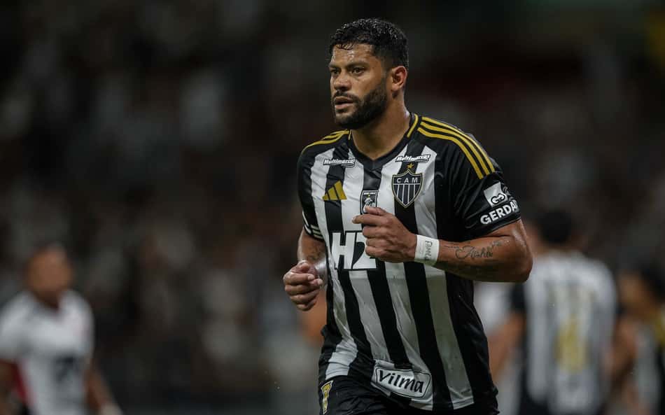 Hulk e Atlético-MG se reúnem, mas jogador segue com futuro indefinido