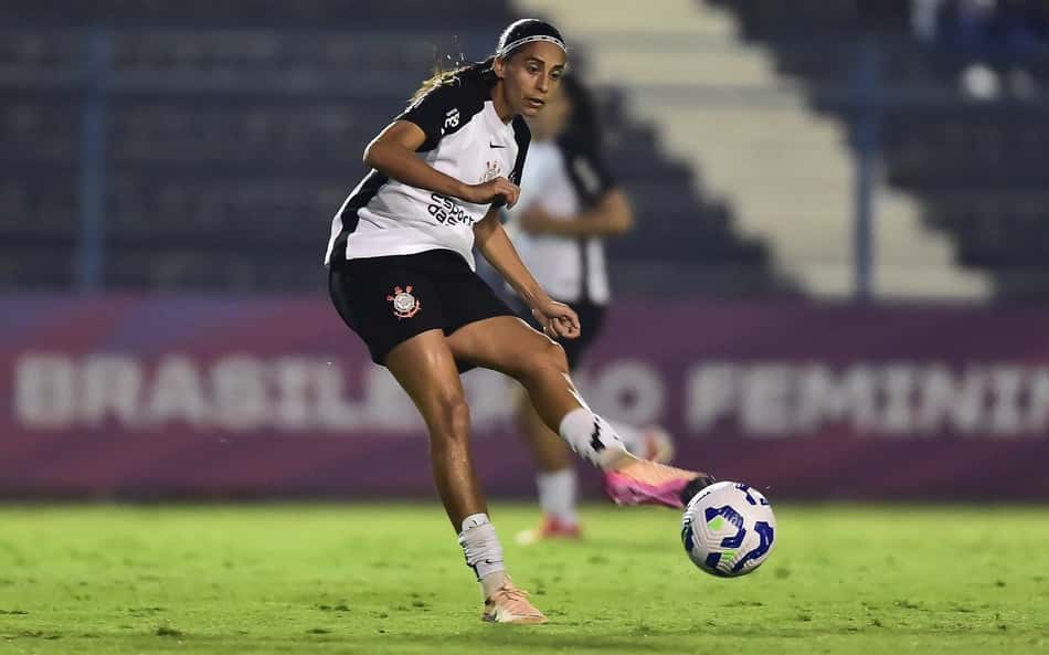 Corinthians define numeração para a Copa dos Campeões; camisas 11 e 8 ganham novas donas