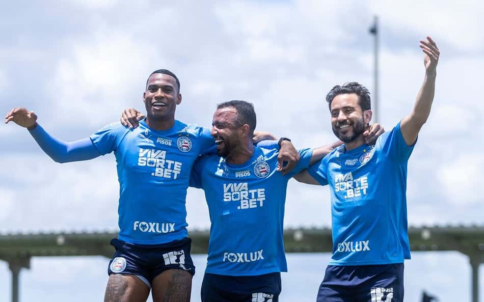 Jean Lucas, Caio Alexandre e Everton Ribeiro em treino do Bahia (Foto: Rafael Rodrigues / EC Bahia)