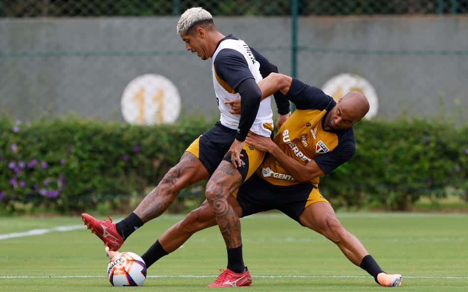 Lucas e Alan Franco, jogadores do São Paulo