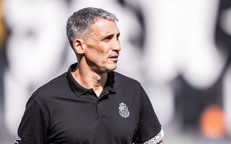Vojvoda altera escalação do Santos para enfrentar o RB Bragantino no Paulistão; confira