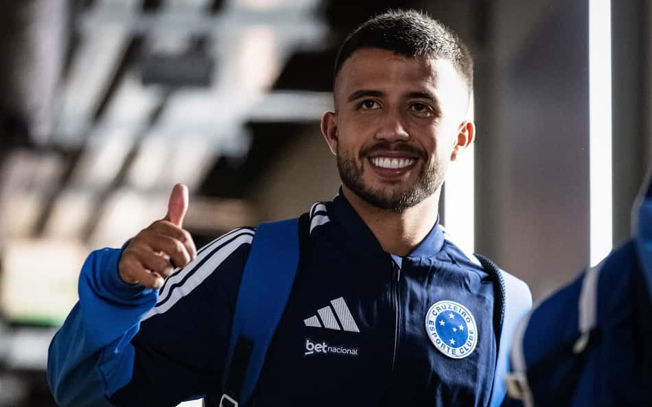 Matheus Henrique deixa jogo contra o Pouso Alegre com desconforto