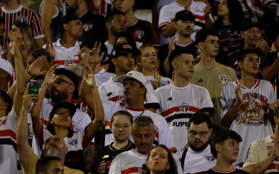 Torcedores do São Paulo apontam culpado por desempenho abaixo no Paulistão