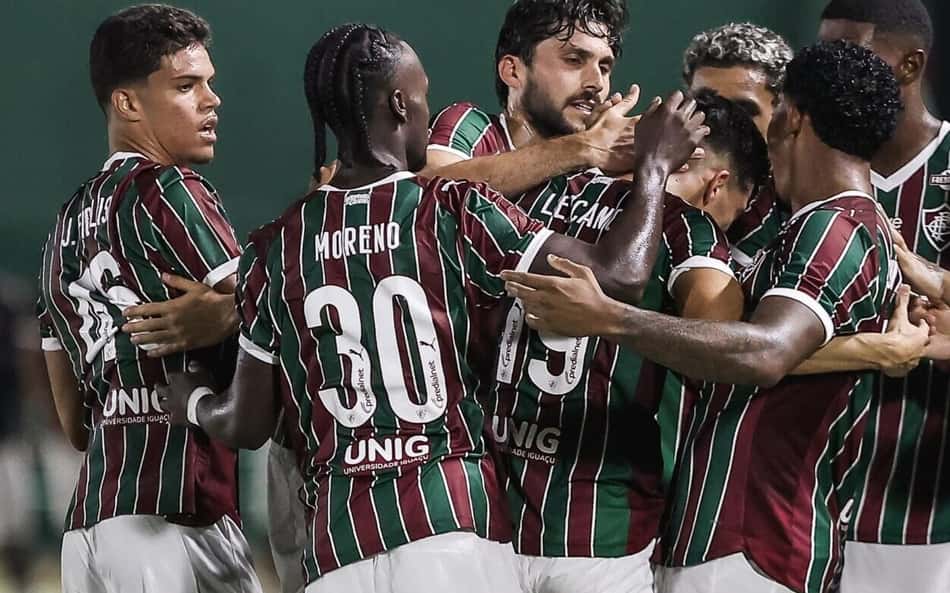 Jogadores do Fluminense comemoram gol contra o Madureira (Foto: Lucas Merçon/ Fluminense FC)