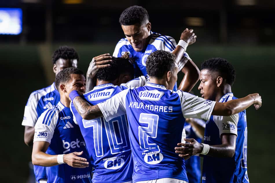 Gol de Japa contra o Tombense (Foto: Gustavo Aleixo/Cruzeiro)