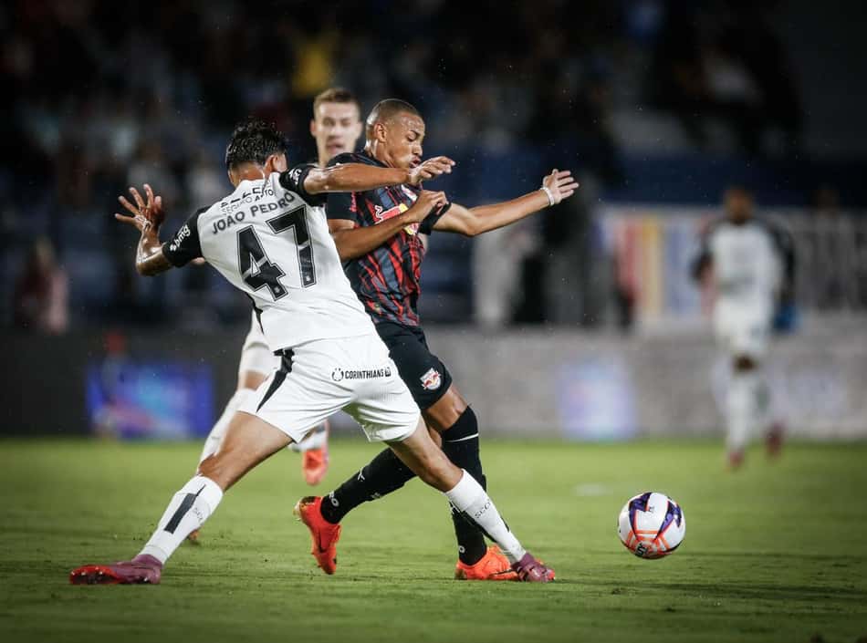 Bragantino venceu o Corinthians