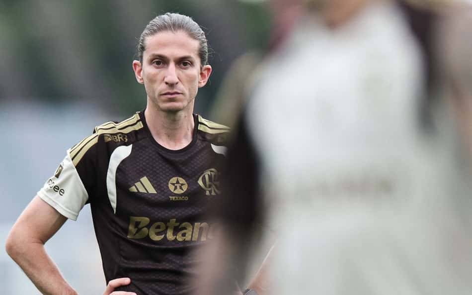 Filipe Luís define escalação do Flamengo para enfrentar o Fluminense