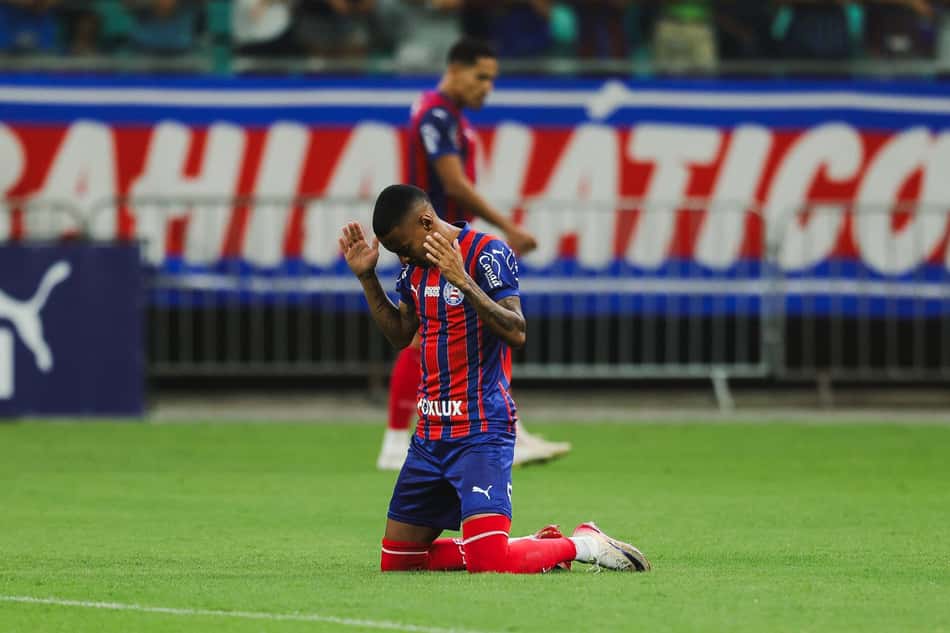Ademir em Bahia x Barcelona de Ilhéus pelo Baianão (Foto: Letícia Martins / EC Bahia)