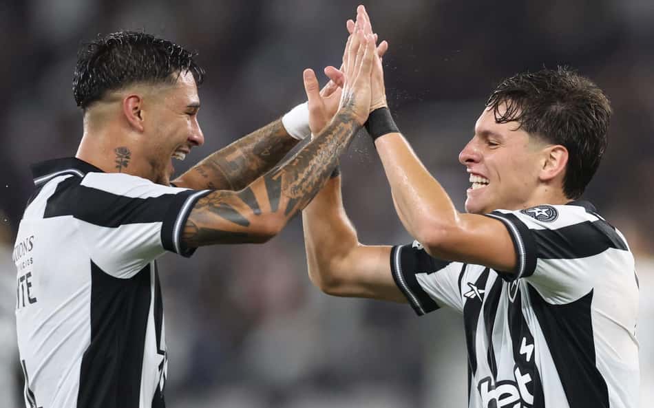 Botafogo deixa boa impressão com novo esquema em estreia de Anselmi