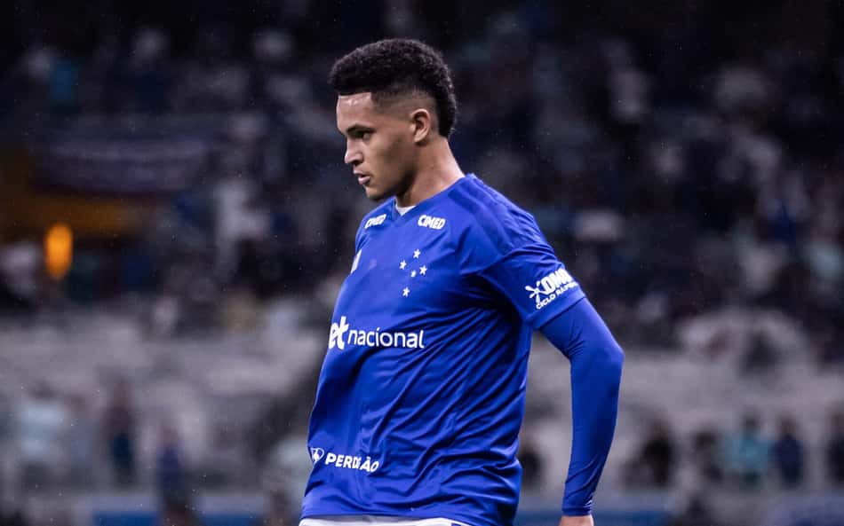 Borussia Dortmund avança em negociações e fica perto de acerto por Kauã Prates, do Cruzeiro