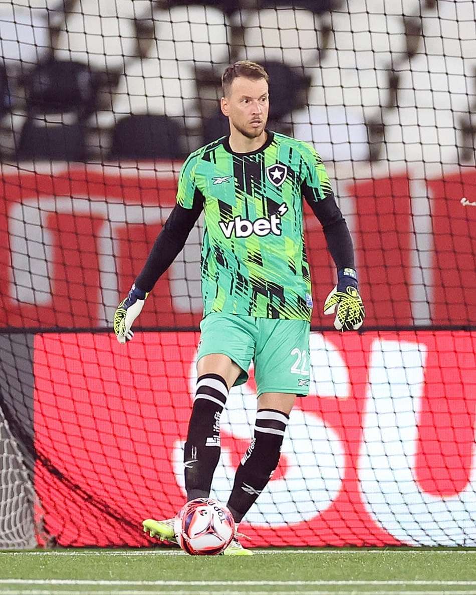 Neto foi titular na vitória do Botafogo sobre o Bangu (Foto: Vítor Silva/Botafogo)