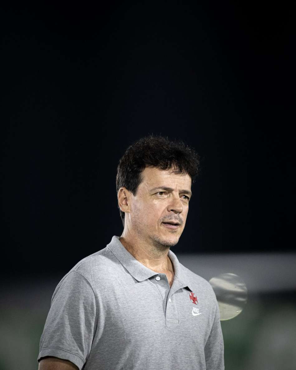 Fernando Diniz no comando do Vasco