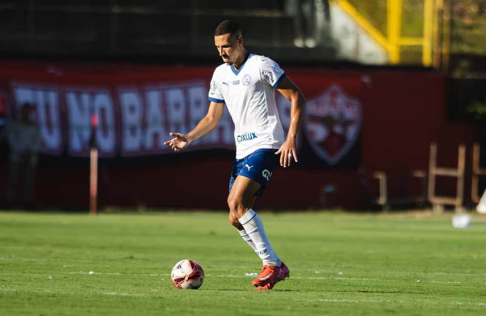 Gabriel Xavier em ação na partida entre Vitória e Bahia no Barradão (Foto: Letícia Martins/EC Bahia)