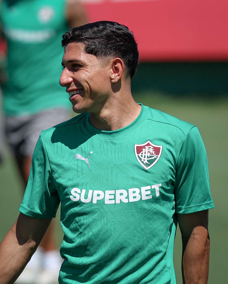 Savarino, ex-Botafogo, em treino pelo Fluminense (Foto: Marcelo Gonçalves / Fluminense FC)