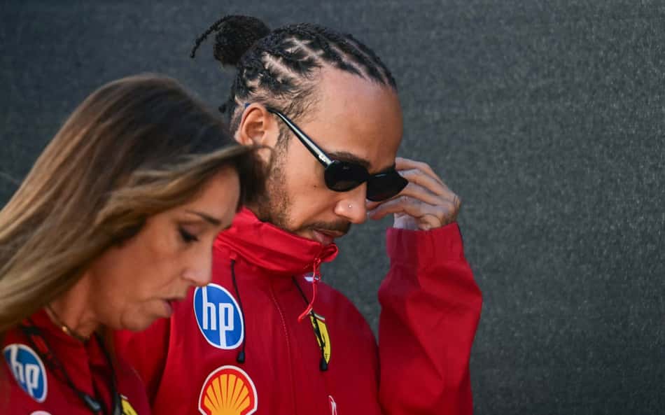 Hamilton tem ano para esquecer em estreia na Ferrari